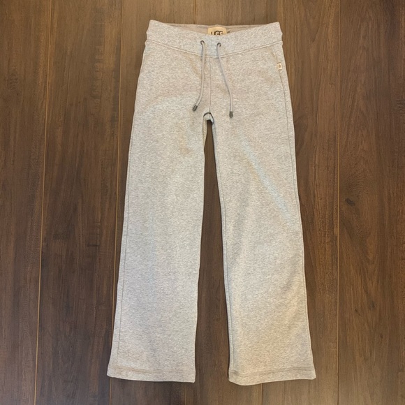 SOLD - UGG Pajama set - Picture 2 of 8